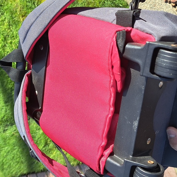 Converse Roll Backpack For Kids.. - Picture 8 of 11